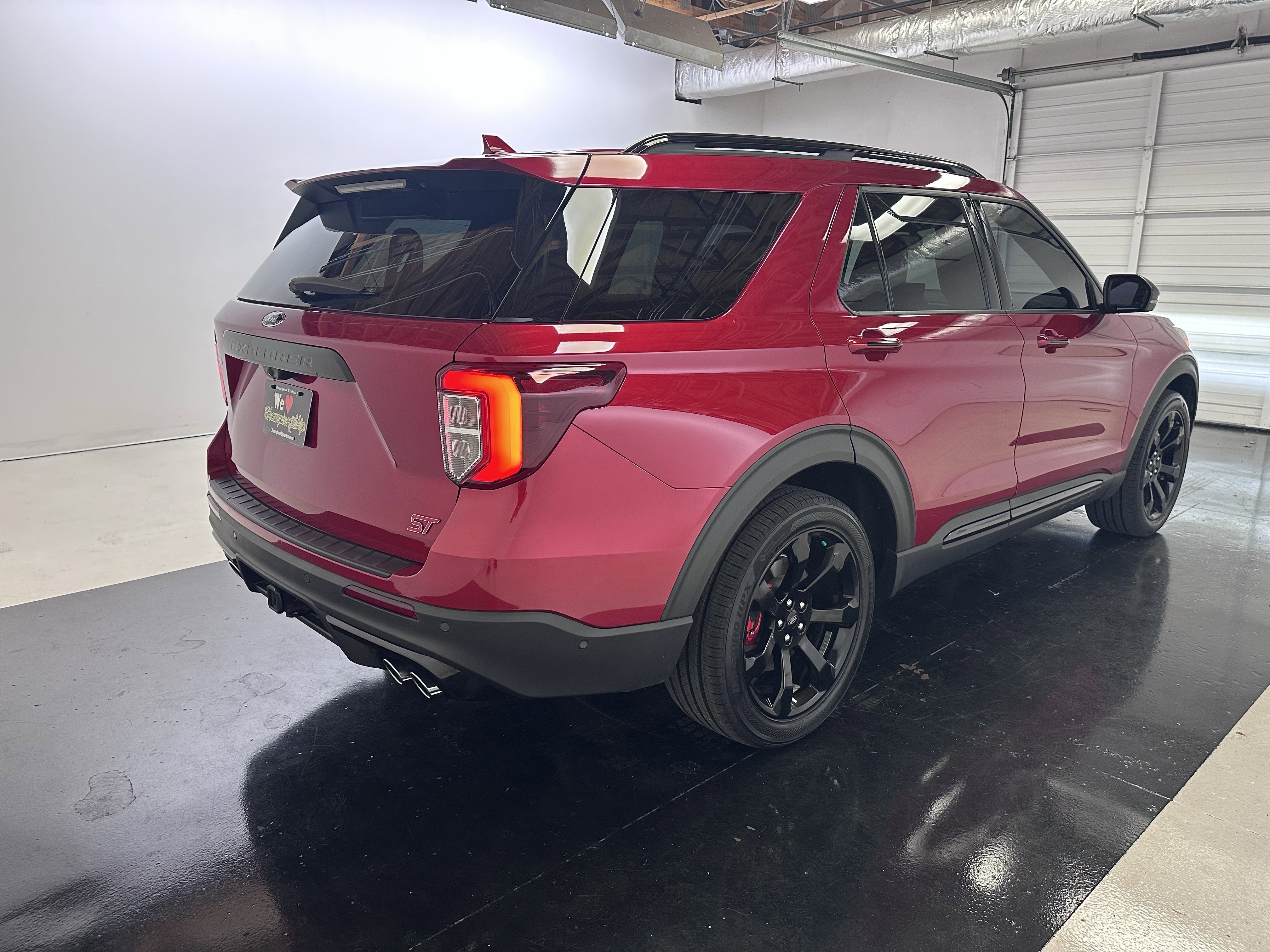 Used 2020 Ford Explorer ST w/ ST Street Pack image 32