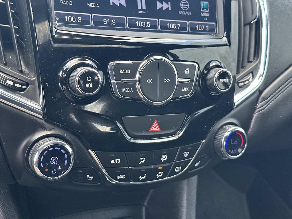 Used 2017 Chevrolet Cruze Premier FWD image 25