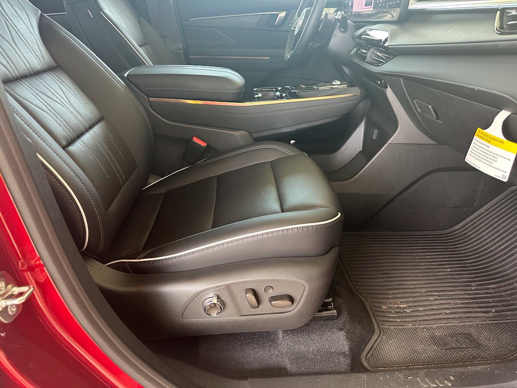 New 2026 Buick Enclave Avenir w/ Super Cruise Package FWD image 43