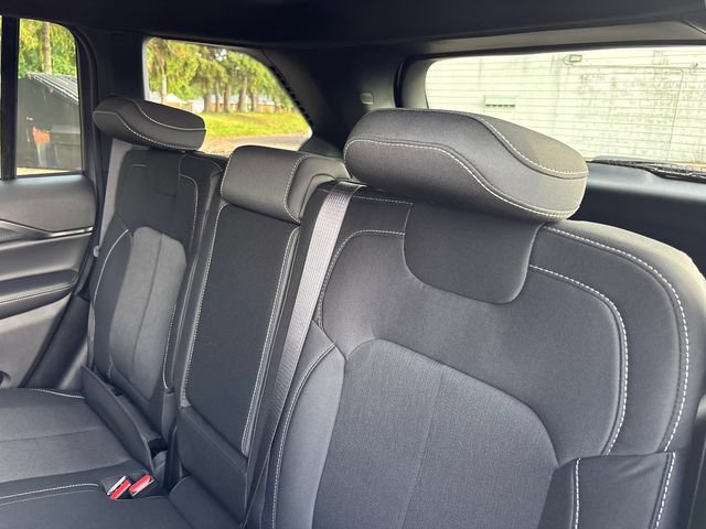New 2026 Jeep Grand Cherokee Laredo X AWD/4WD image 8