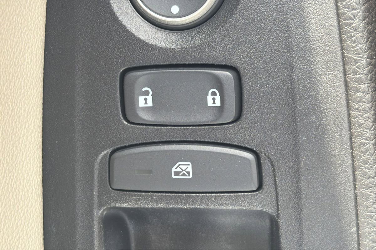 Used 2021 Honda Accord EX-L image 38