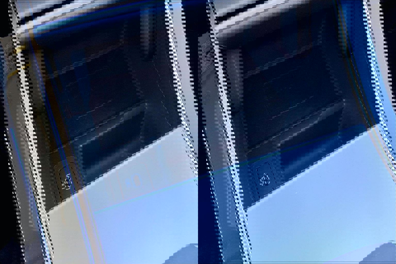 Used 2025 Land Rover Range Rover Velar S image 32