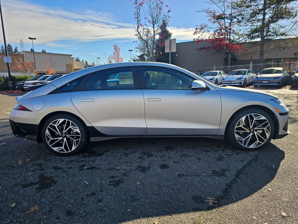 New 2025 Hyundai Ioniq 6 SEL image 8