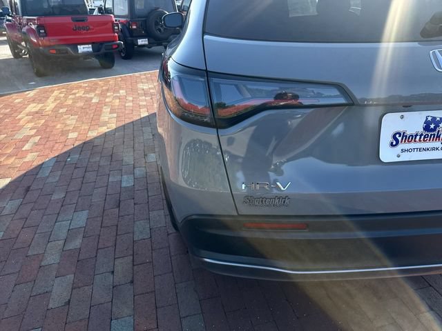 Certified 2024 Honda HR-V Sport image 8