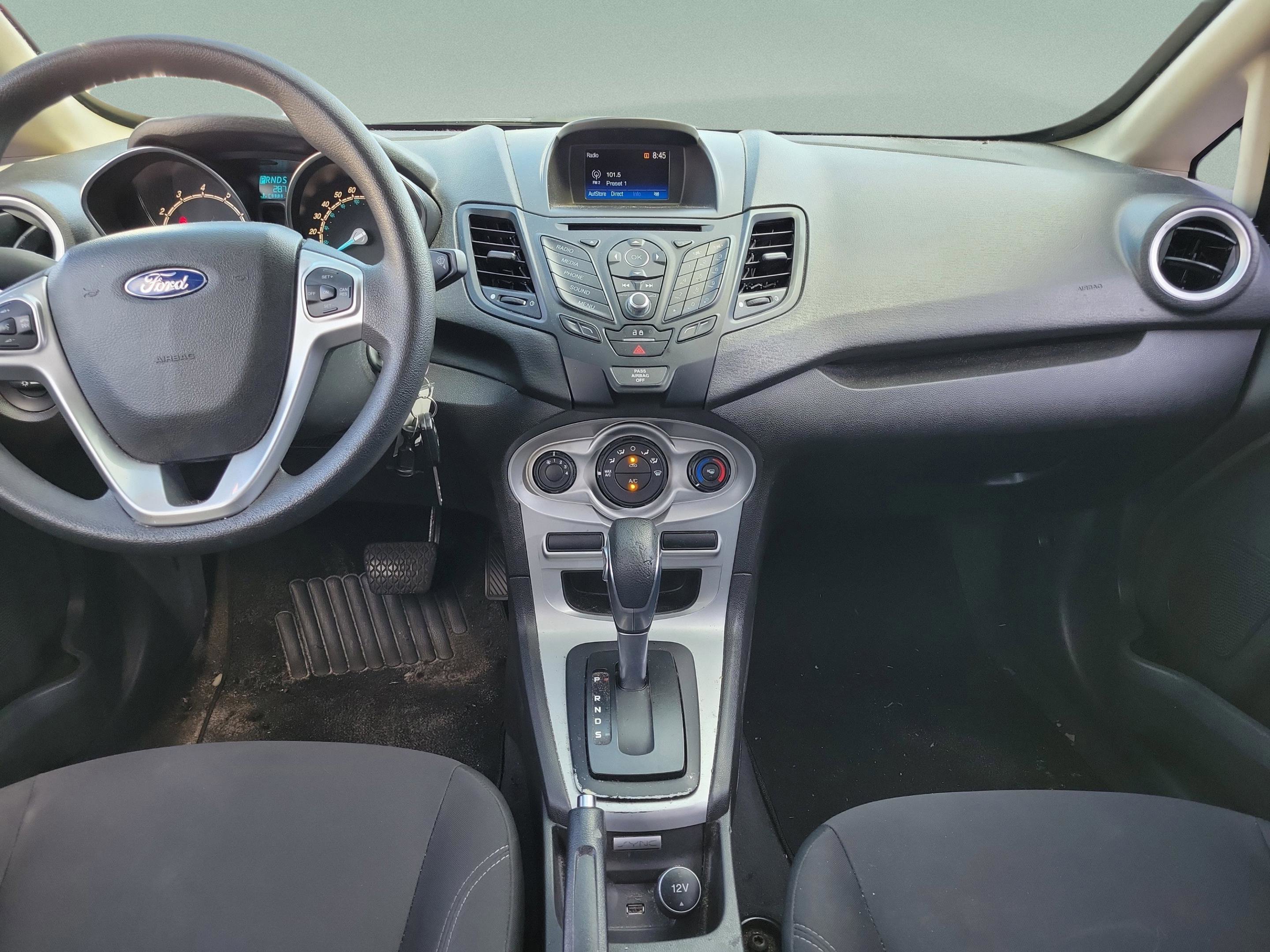 Used 2019 Ford Fiesta SE FWD image 9