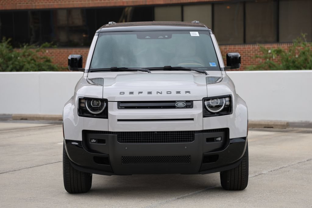 New 2026 Land Rover Defender 110 X-Dynamic SE AWD/4WD image 5