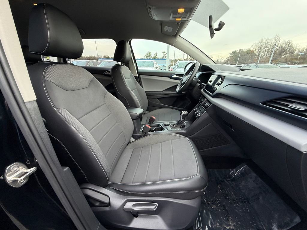 Used 2022 Volkswagen Taos SE image 22