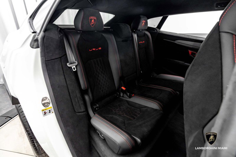Used 2023 Lamborghini Urus Performante image 53