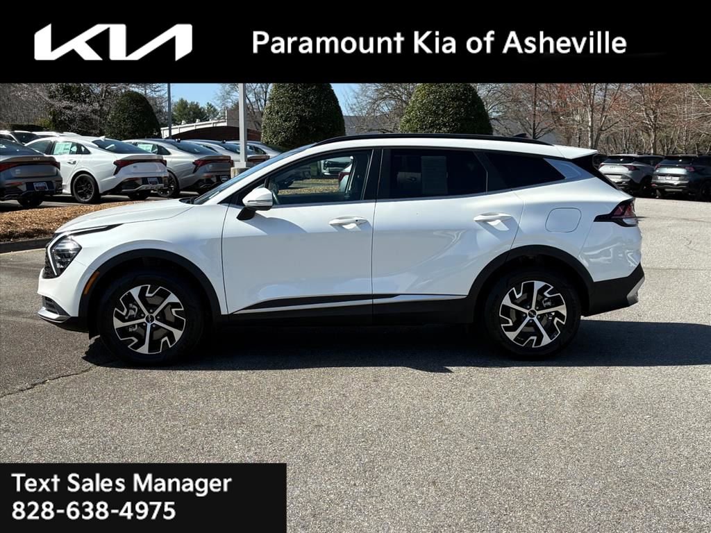 Certified 2025 Kia Sportage EX w/ EX Premium Package image 3