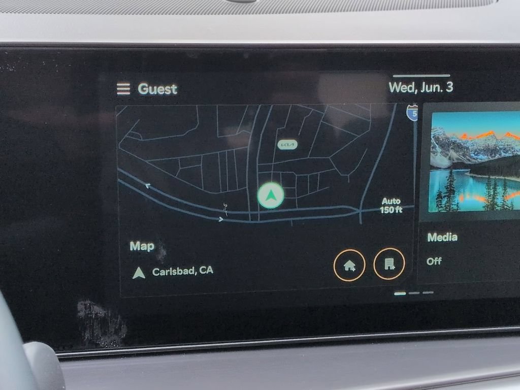 Certified 2025 Kia Sorento EX w/ Panoramic Sunroof Package FWD image 14