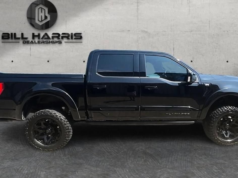 Used 2022 Ford F150 Lariat w/ Equipment Group 502A High AWD/4WD image 4