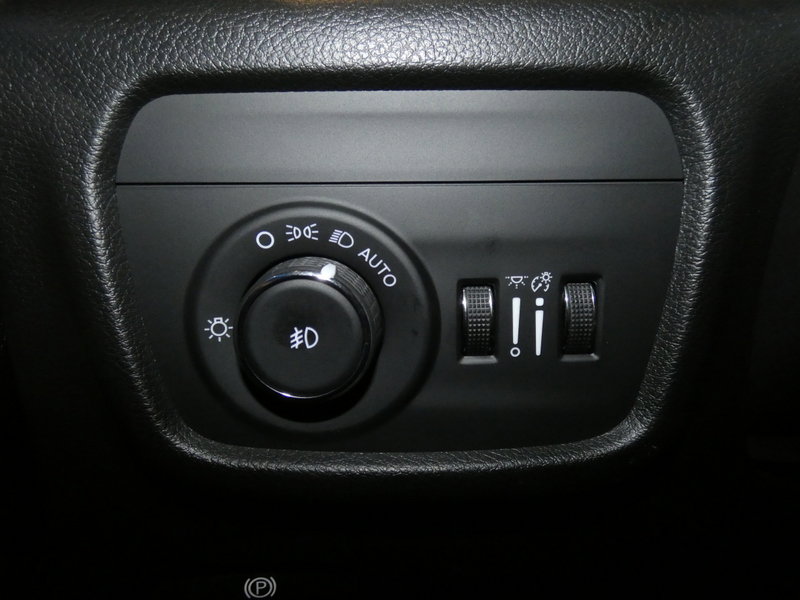 Used 2024 Jeep Grand Cherokee Summit w/ Luxury Tech Group V image 22