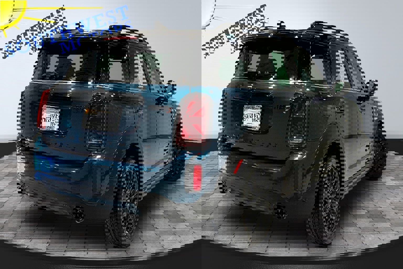 Used 2022 MINI Cooper Countryman S w/ Boardwalk Edition image 6