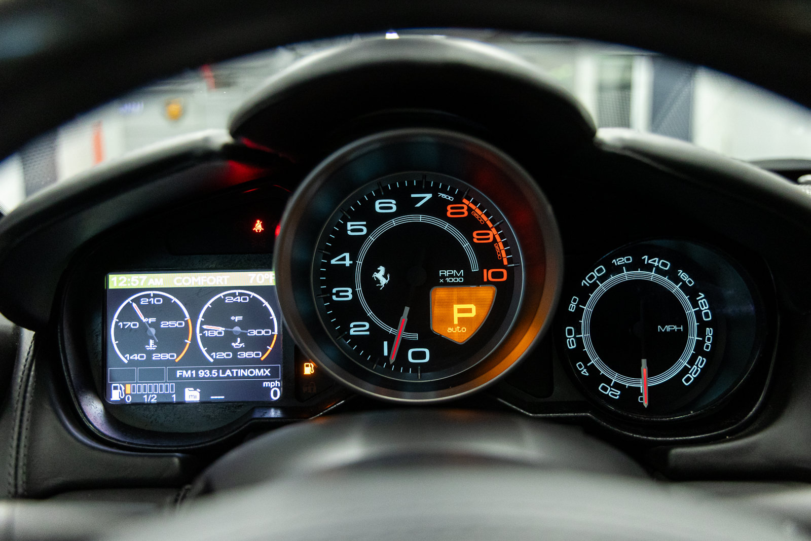 Used 2011 Ferrari California RWD image 53