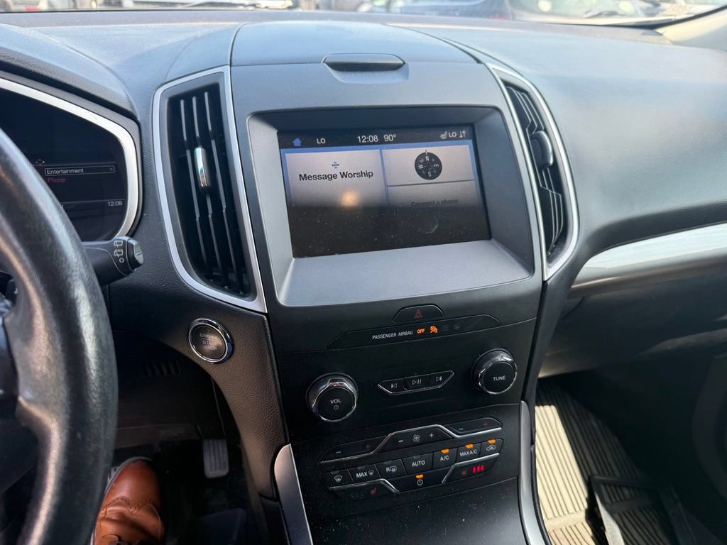 Used 2019 Ford Edge SEL w/ Equipment Group 201A AWD/4WD image 9