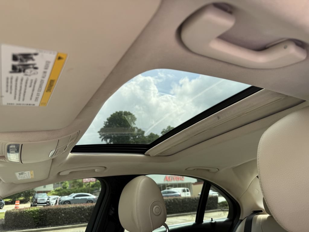 Used 2019 Mercedes-Benz C 300 Sedan w/ Premium Package image 42