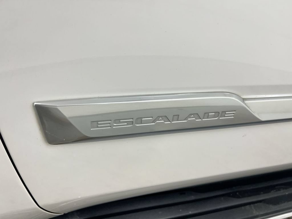 Used 2019 Cadillac Escalade ESV Luxury AWD/4WD image 28