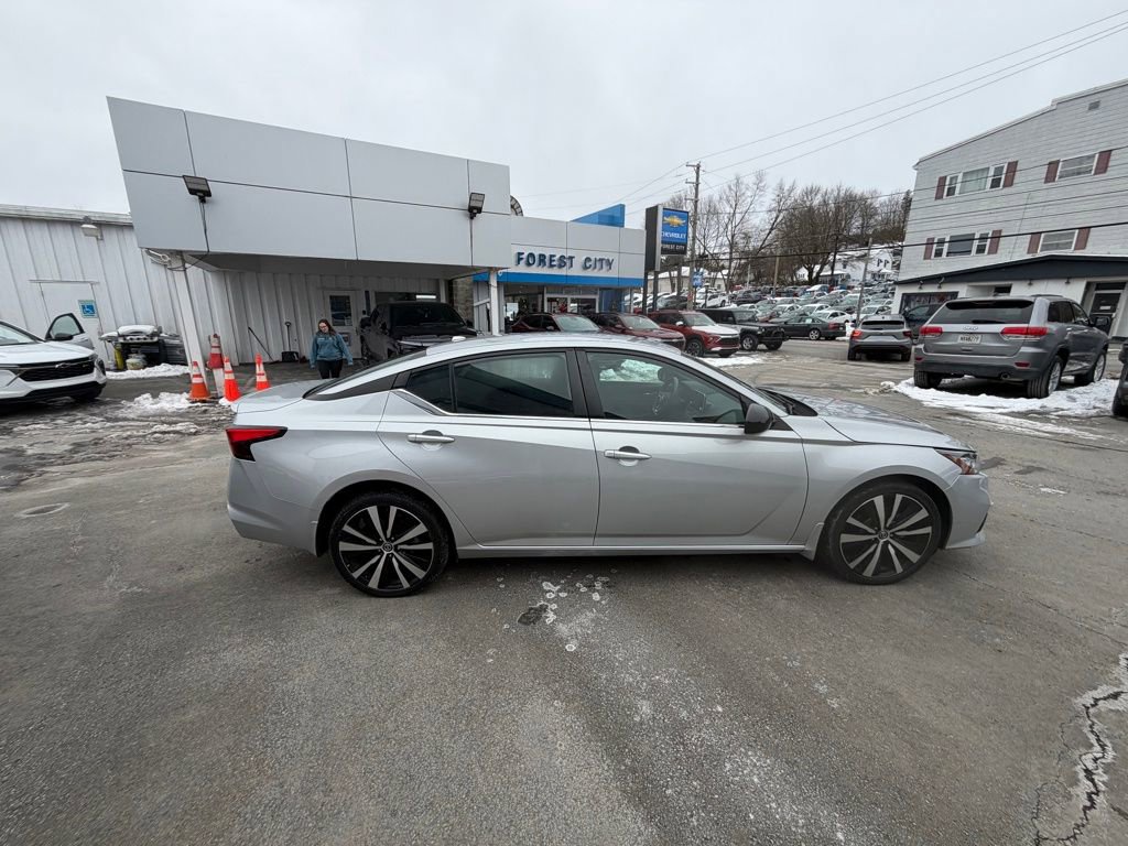 Used 2022 Nissan Altima 2.5 SR image 6
