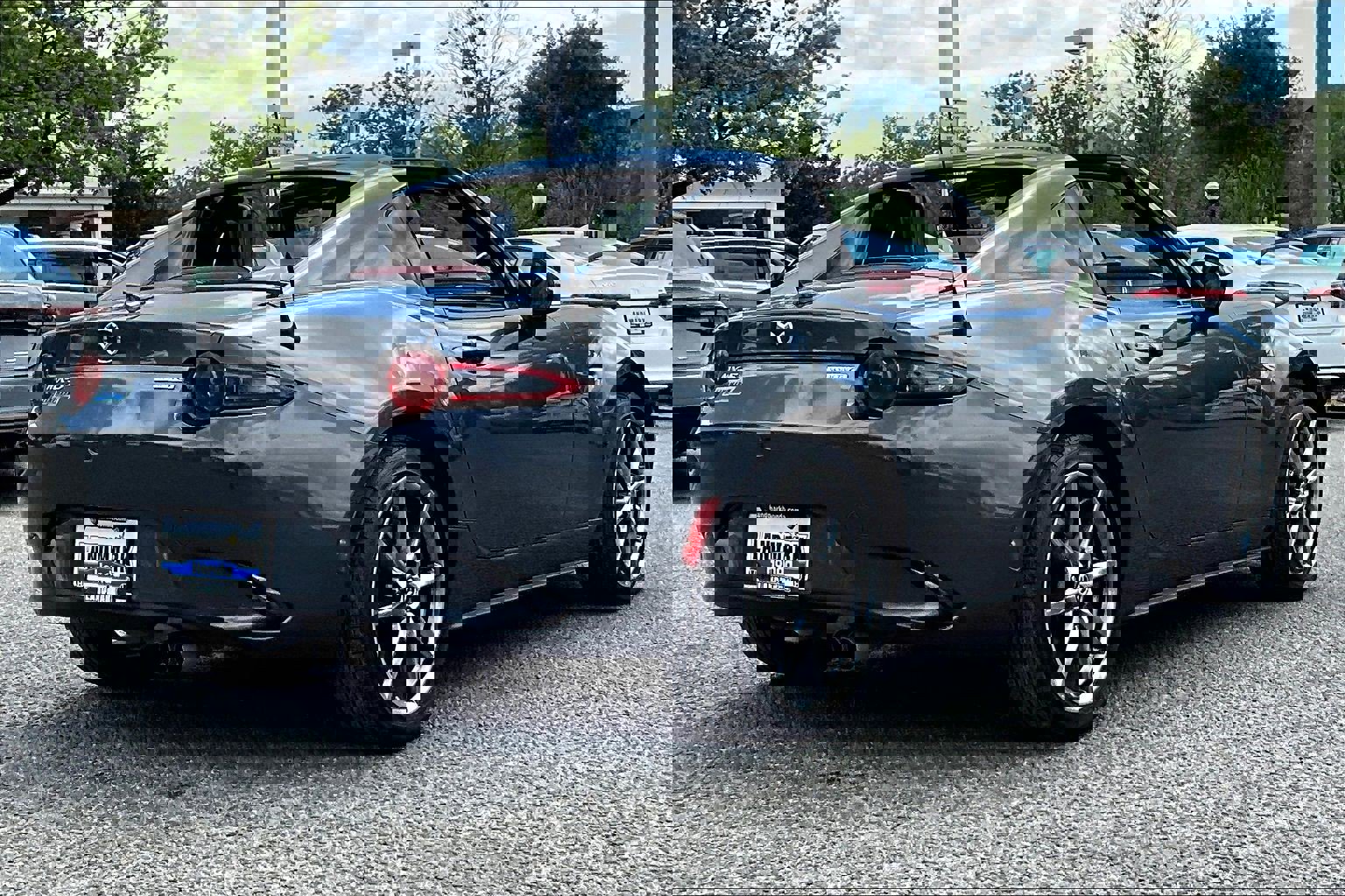 Used 2021 MAZDA MX-5 Miata RF Grand Touring image 2