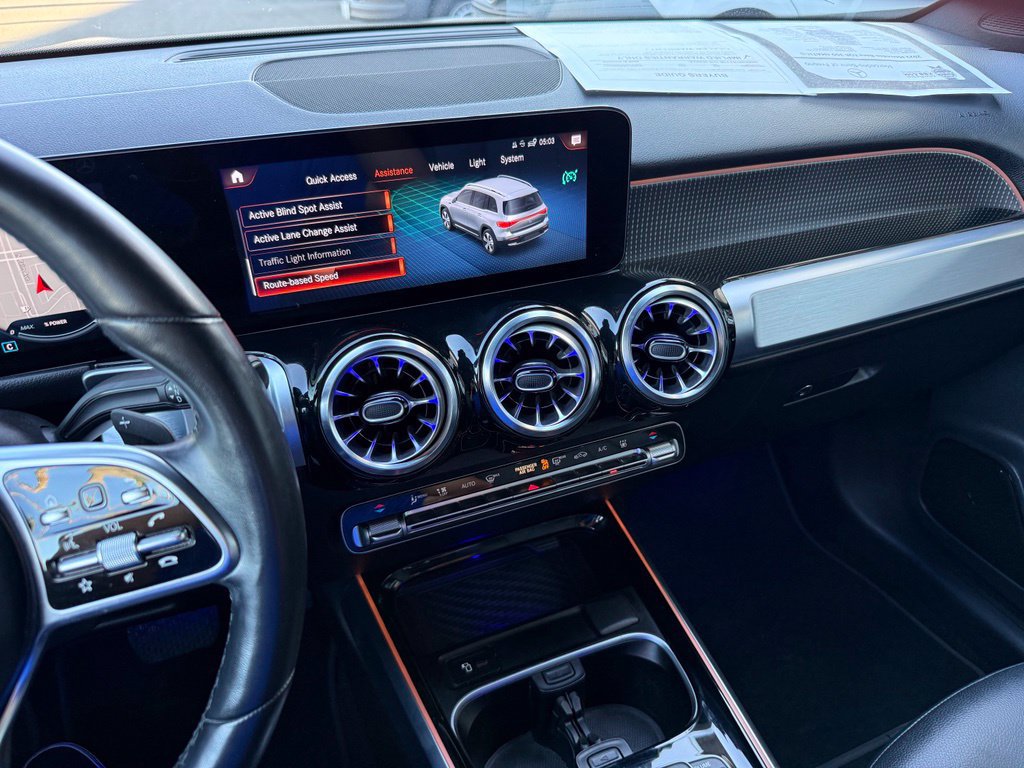 Used 2022 Mercedes-Benz EQB 350 4MATIC image 21