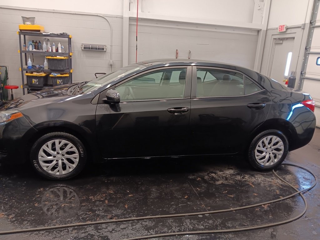Used 2017 Toyota Corolla L image 7