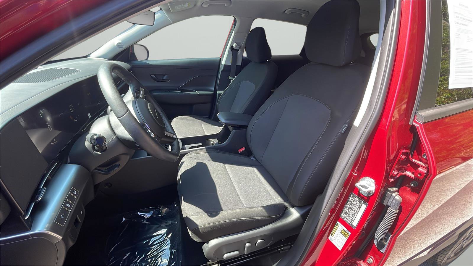 Used 2024 Hyundai Kona SEL image 10