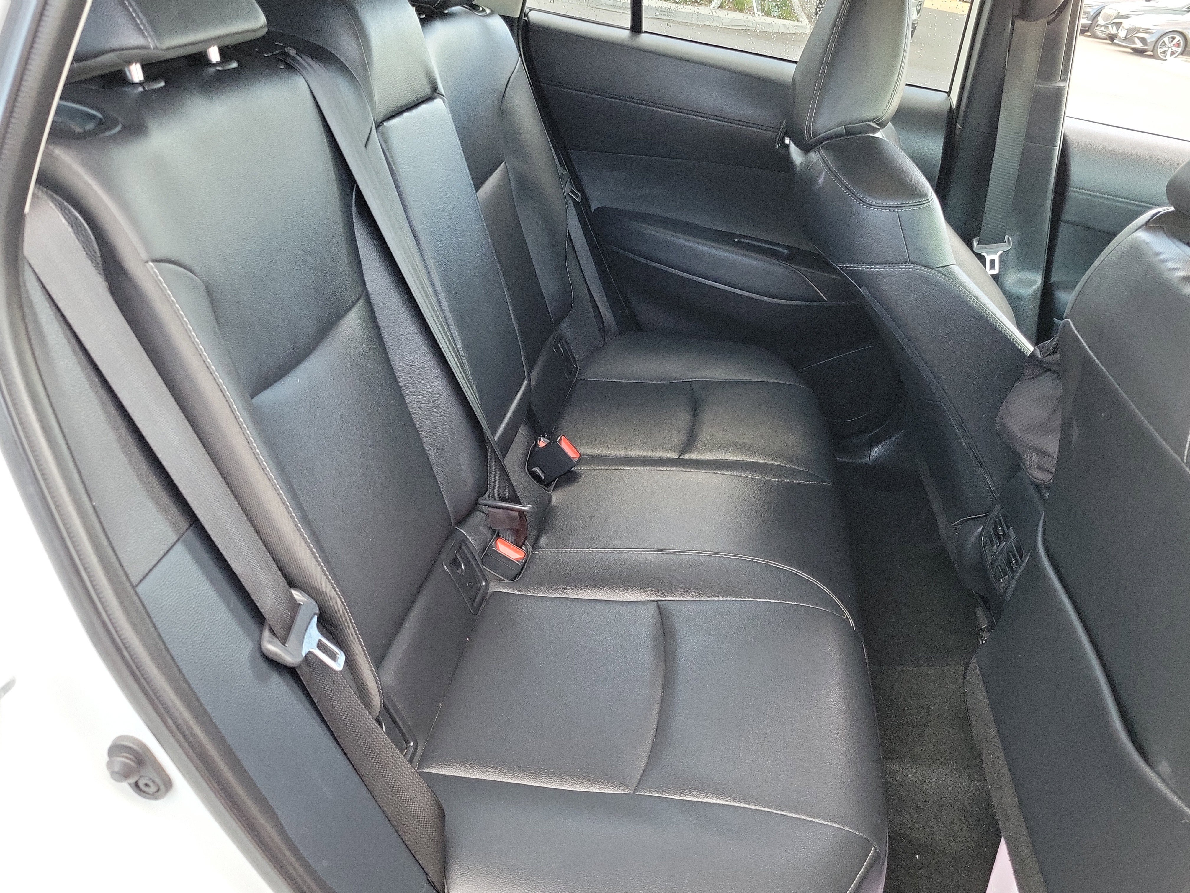 Used 2023 Toyota Corolla Cross XLE image 23