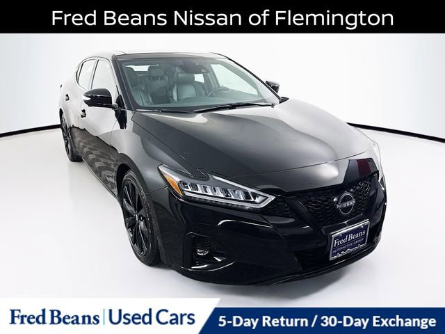 Certified 2023 Nissan Maxima SR w/ Sport Mat Group