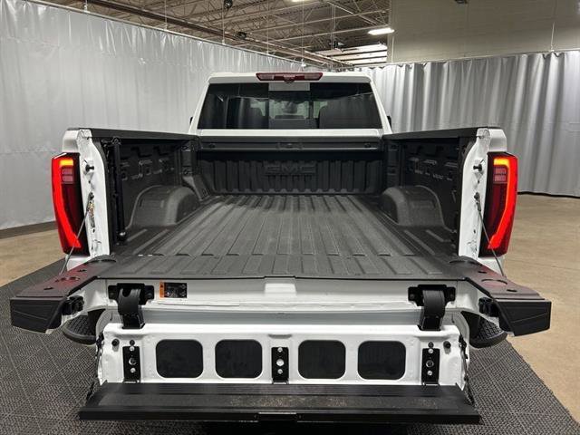 New 2025 GMC Sierra 2500 Denali w/ Denali Reserve Package image 6