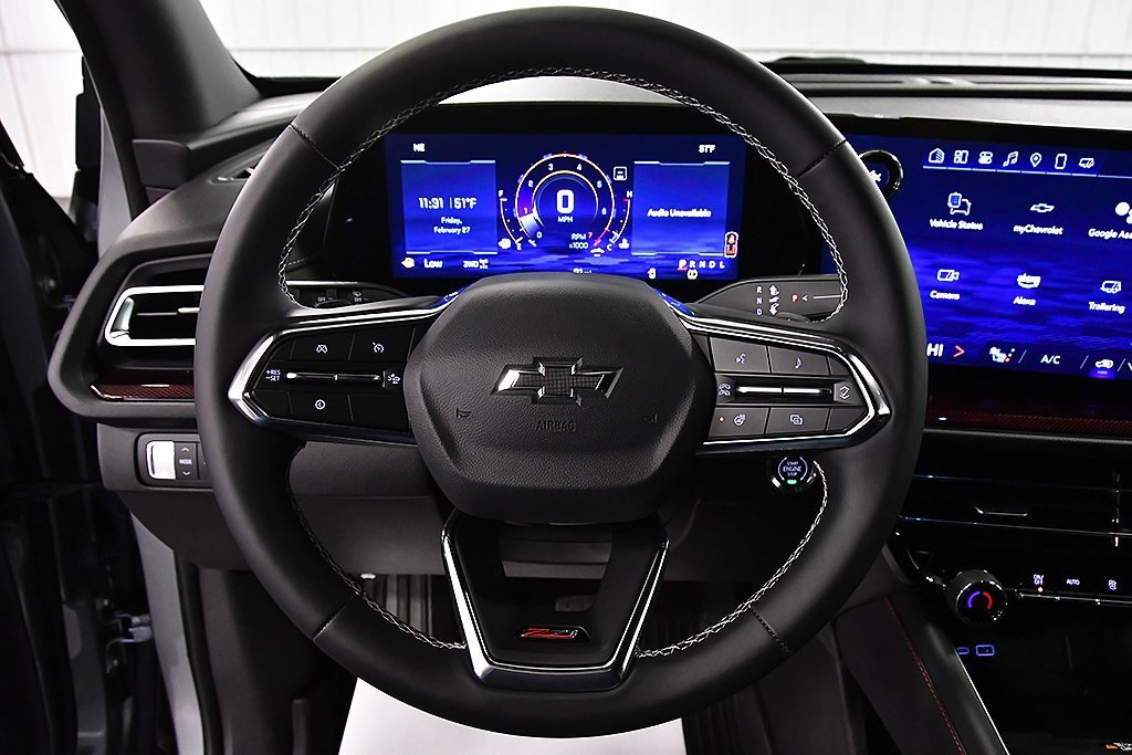 Used 2025 Chevrolet Traverse Z71 w/ Driver Confidence Package image 17