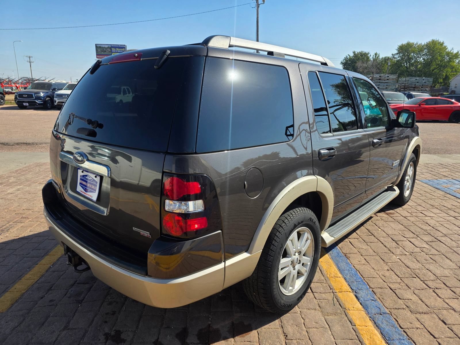 Used 2006 Ford Explorer Eddie Bauer AWD/4WD image 5