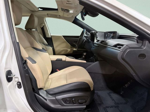 Used 2020 Lexus ES 350 w/ Premium Package image 30
