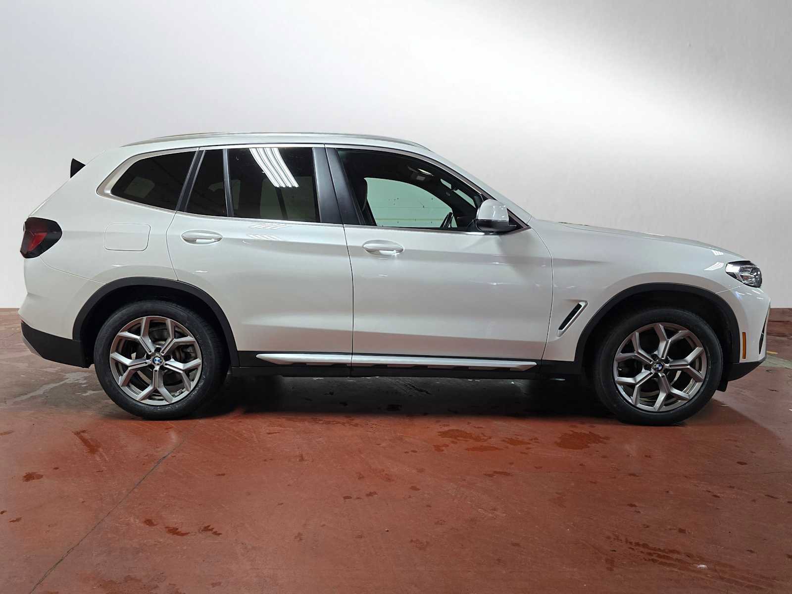 Used 2024 BMW X3 xDrive30i image 12