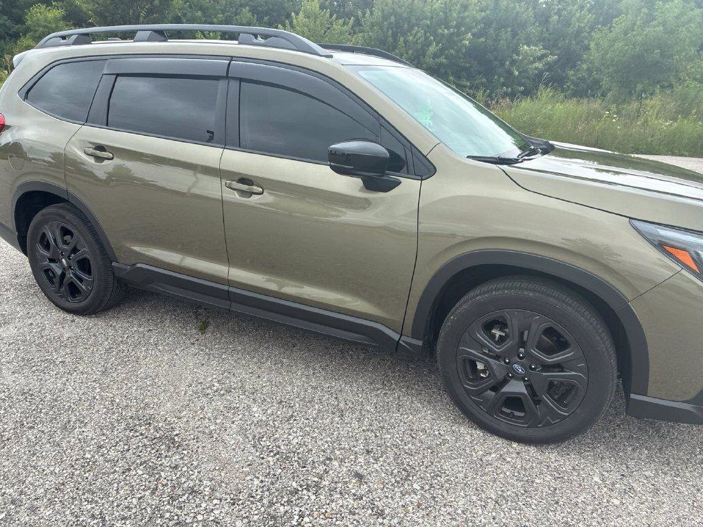 Used 2024 Subaru Ascent Onyx Edition AWD/4WD image 16