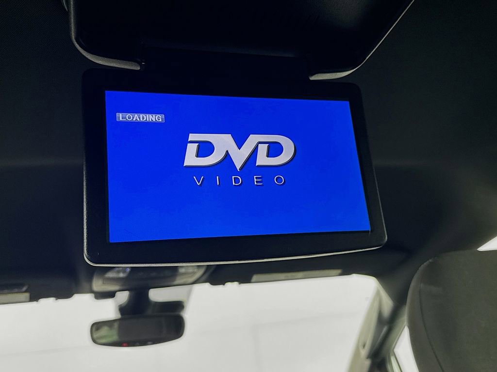 Used 2019 Chrysler Pacifica Touring Plus w/ Advanced Safetytec Group image 29