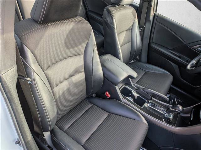 Used 2016 Honda Accord Sport image 18