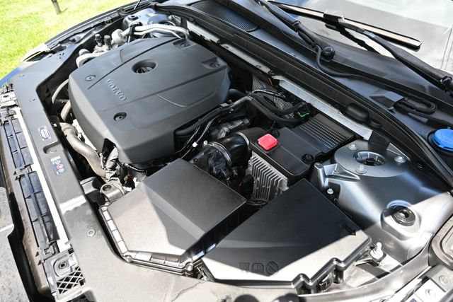 Used 2020 Volvo V60 T5 Cross Country AWD/4WD image 16