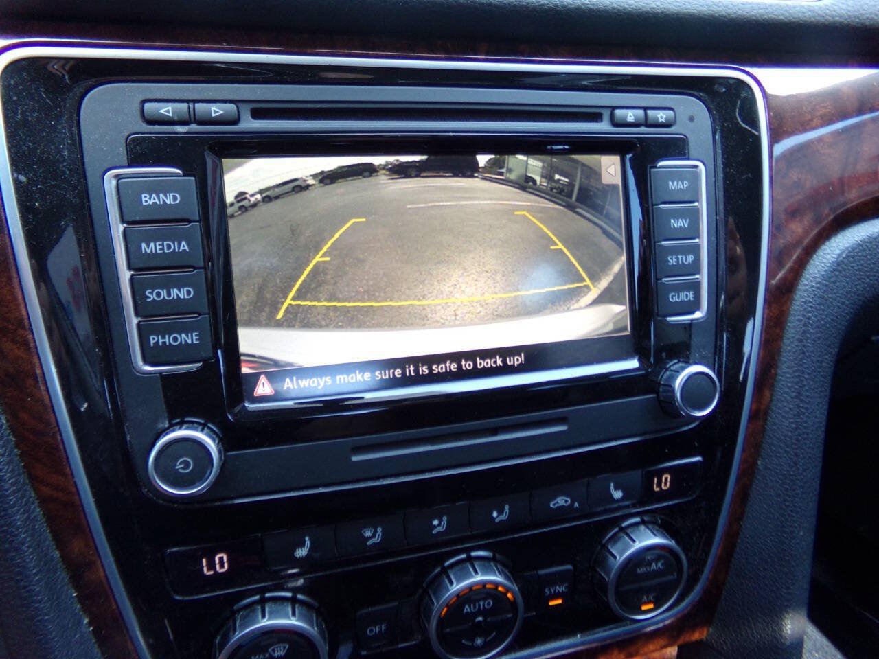 Used 2013 Volkswagen Passat TDI SEL Premium FWD image 61