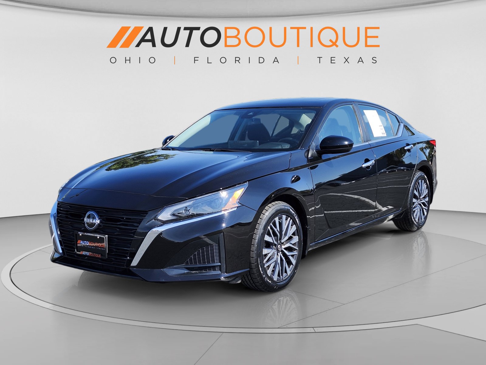 Used 2023 Nissan Altima 2.5 SV w/ SV Premium Package FWD image 6