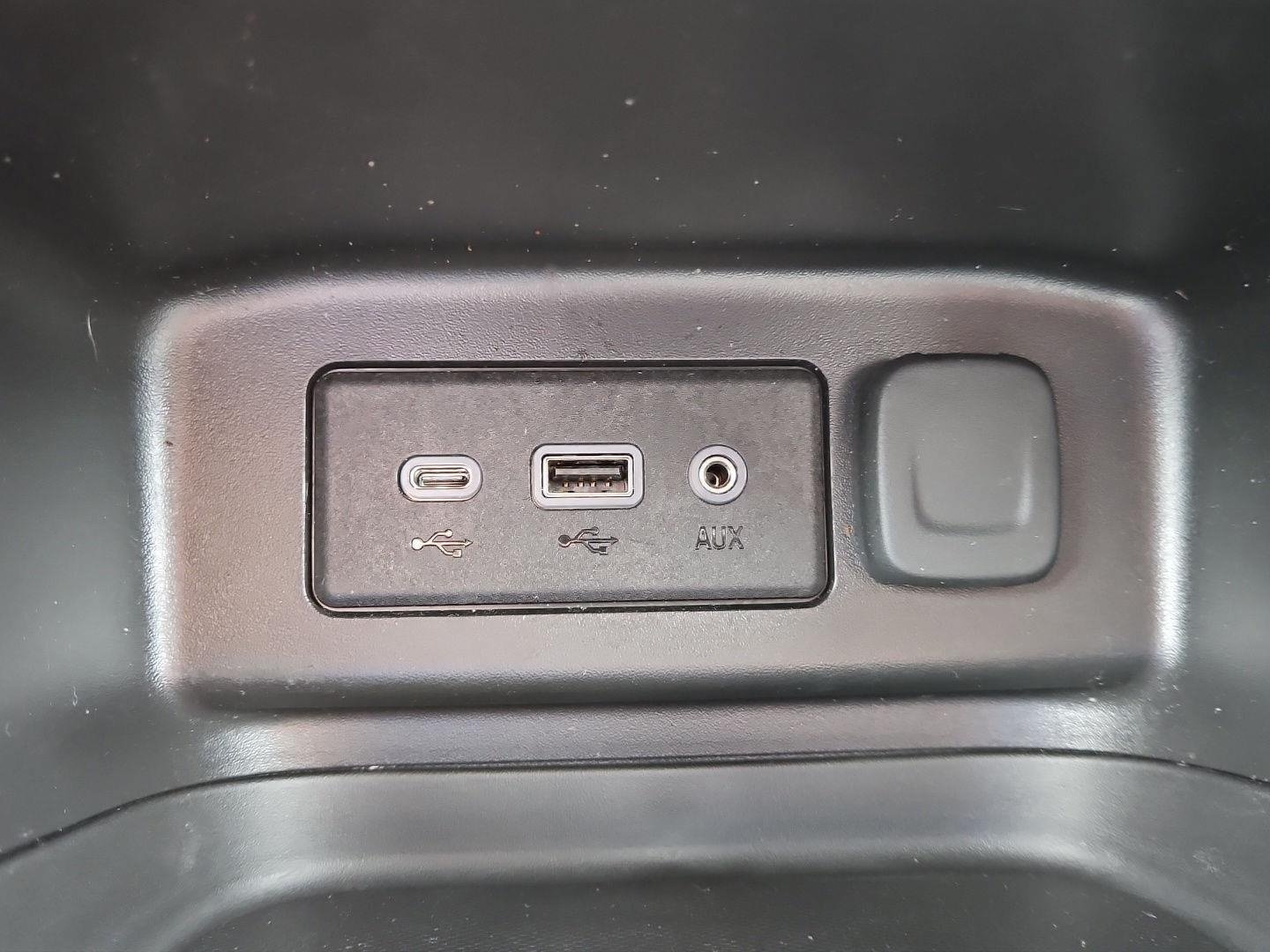 Certified 2022 Chevrolet Equinox LT FWD image 25