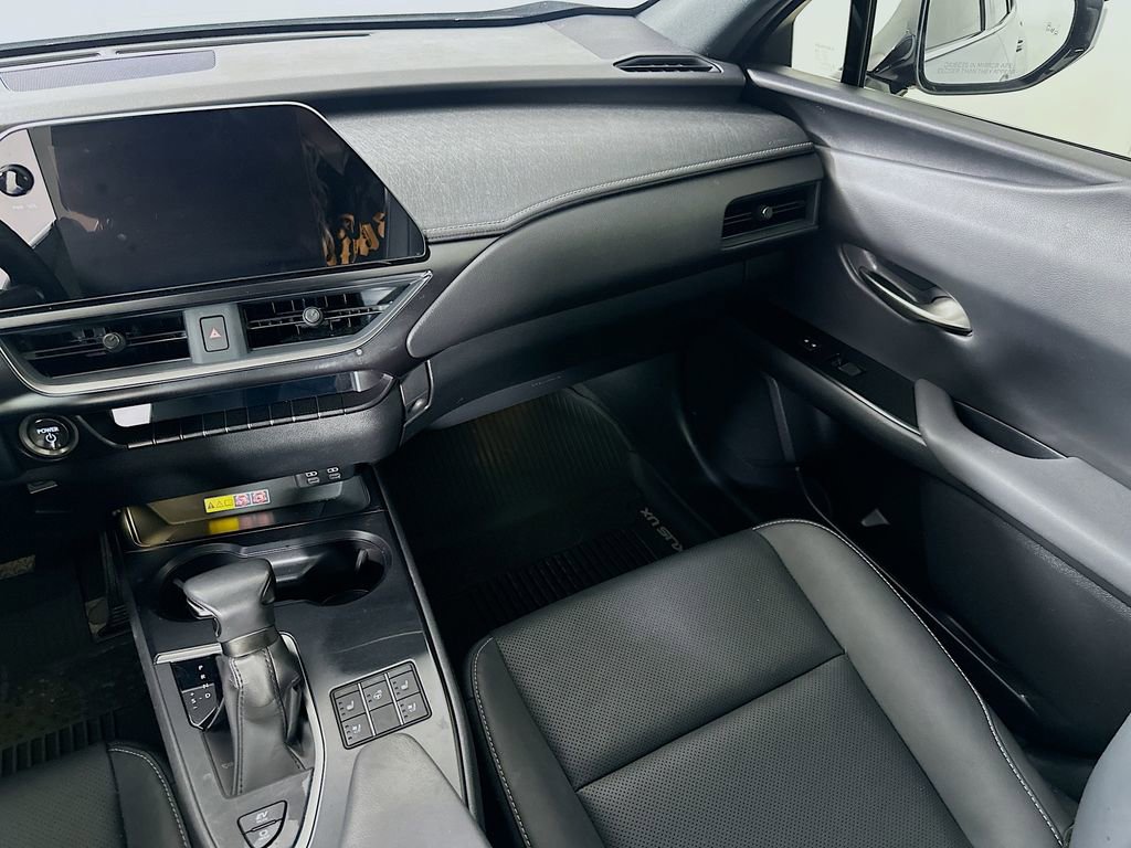 Used 2023 Lexus UX 250h FWD w/ Accessory Package (Z1) image 19