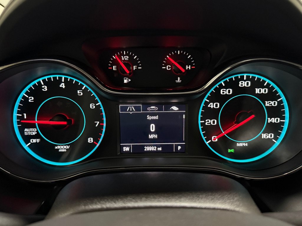 Used 2018 Chevrolet Cruze LT w/ Convenience Package FWD image 13