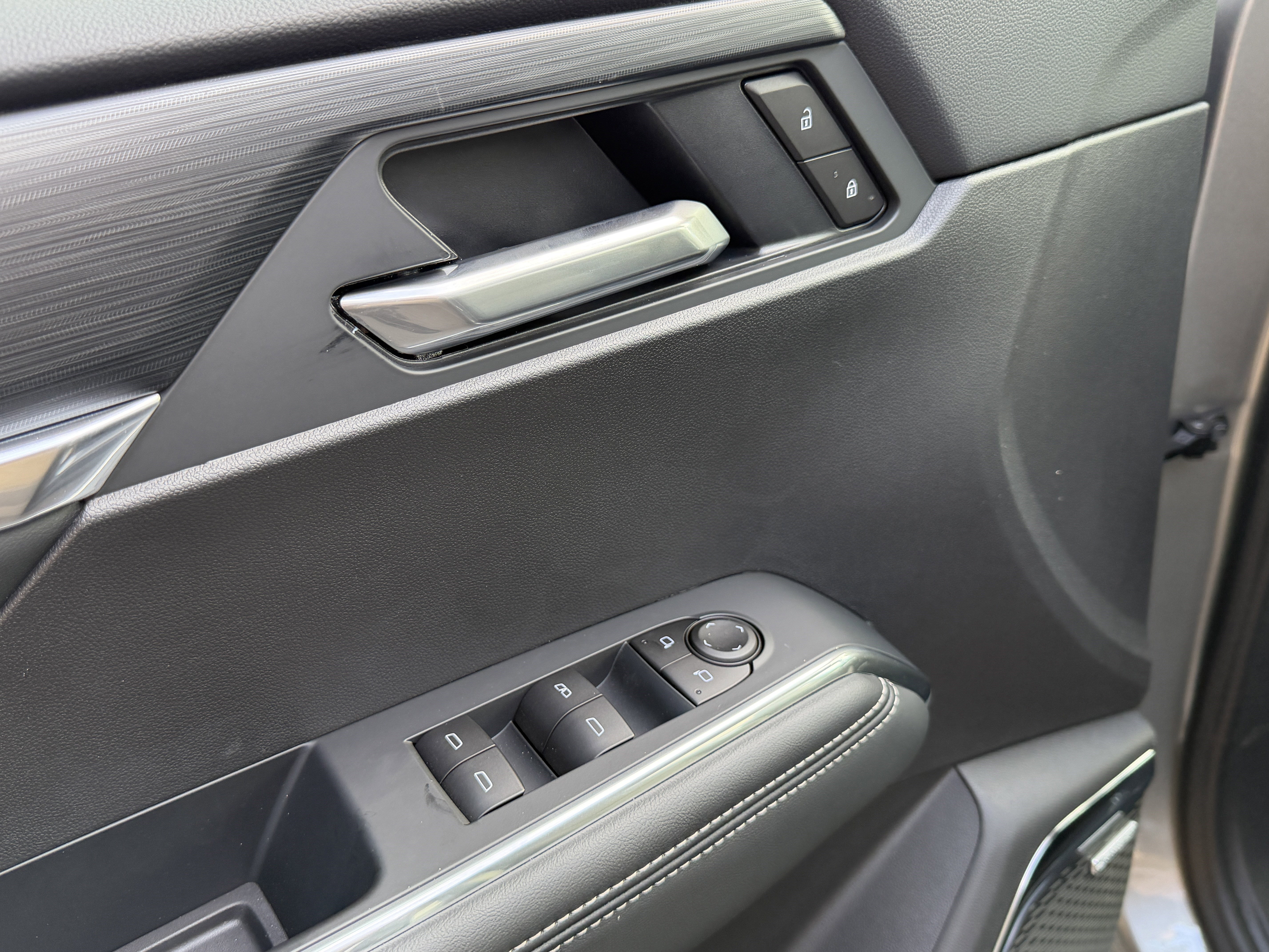 New 2026 GMC Acadia Elevation w/ Black Edition image 11