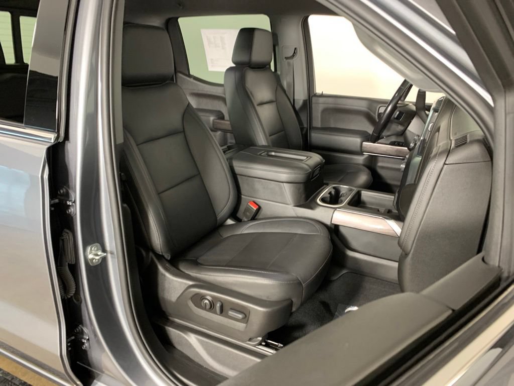 Used 2021 Chevrolet Silverado 1500 LTZ AWD/4WD image 38