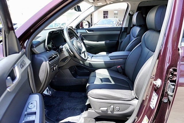 Used 2024 Hyundai Palisade SEL FWD image 21