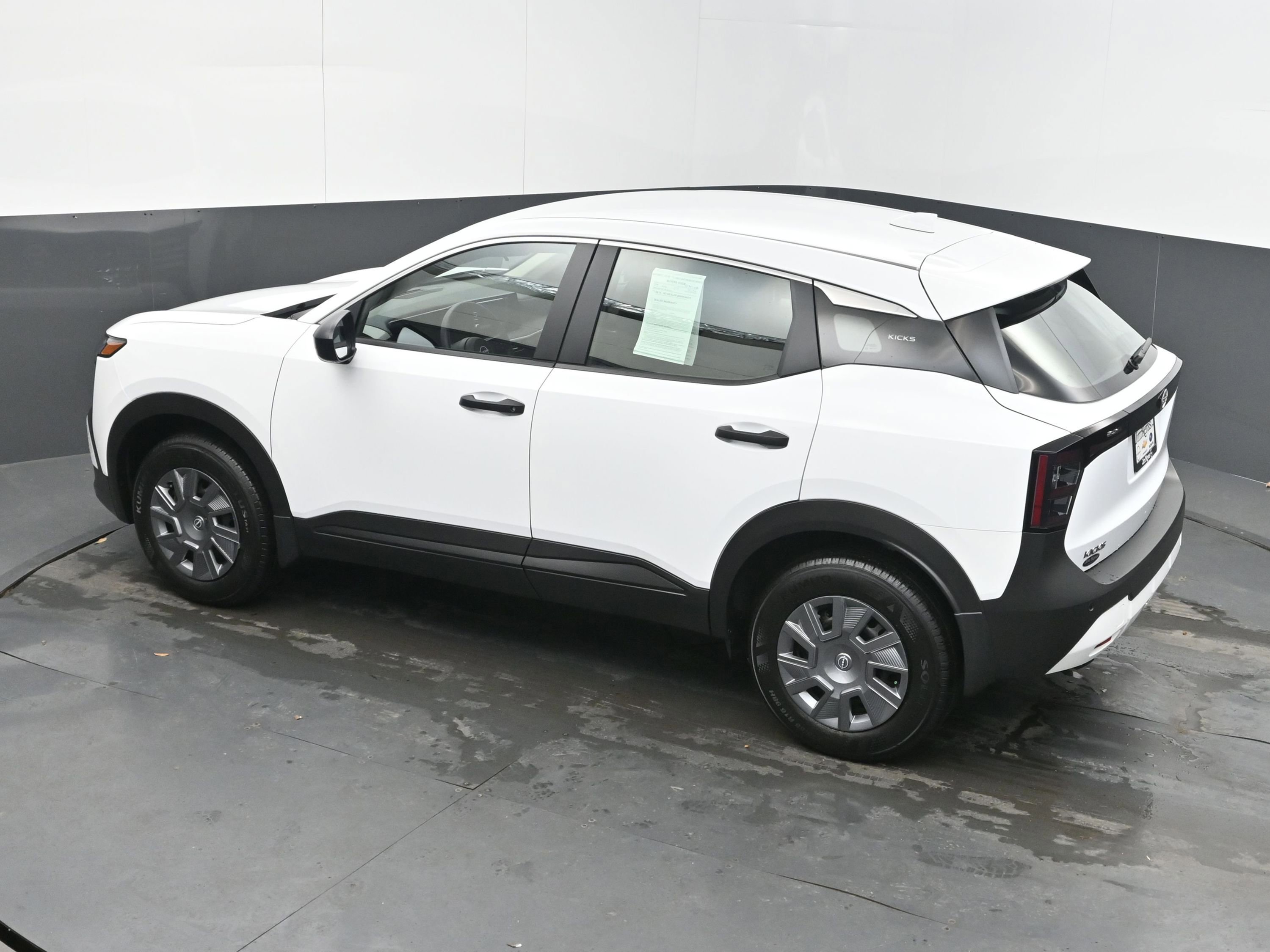 Certified 2025 Nissan Kicks S image 32