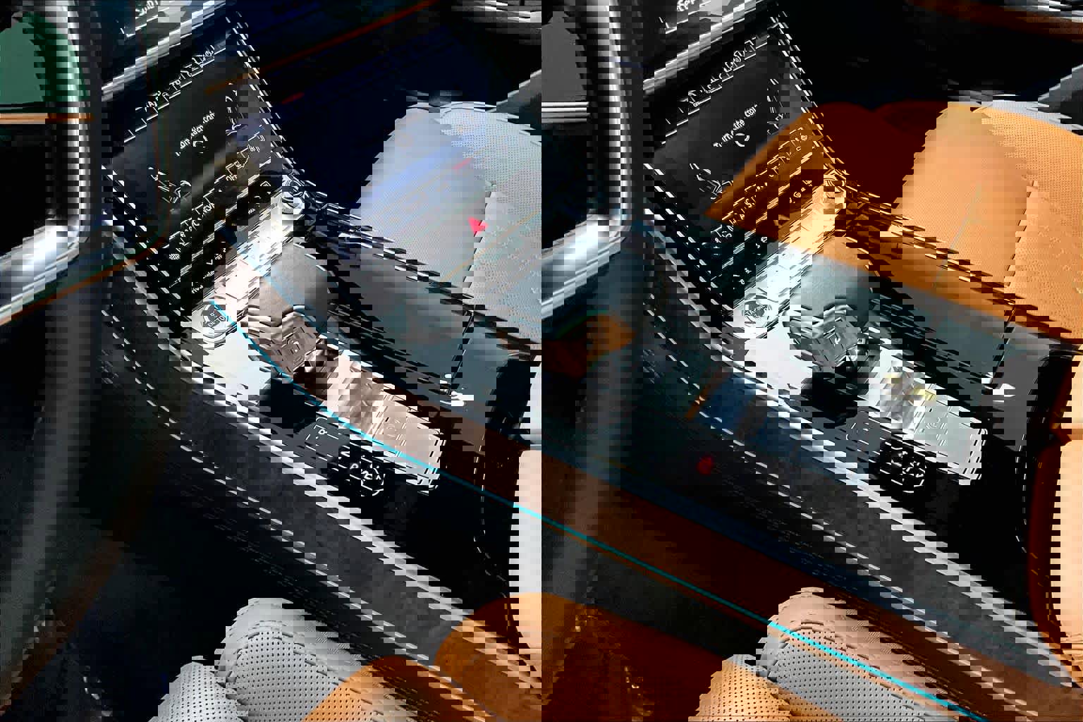 Used 2024 Audi A8 L 3.0T image 16