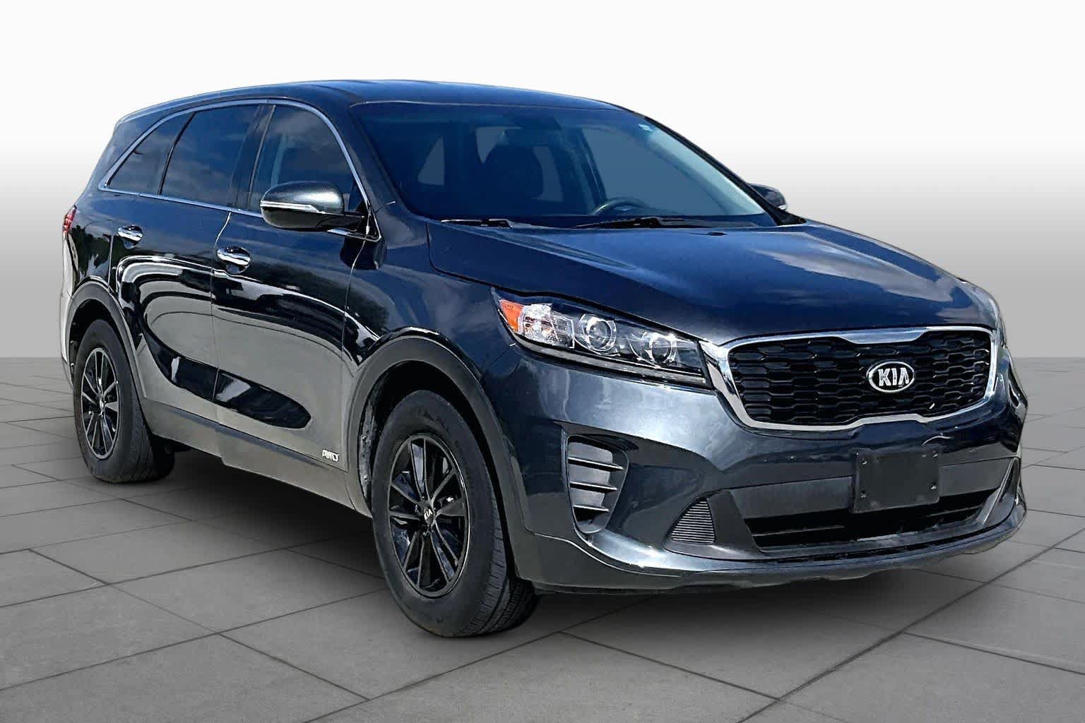 Used 2020 Kia Sorento LX AWD/4WD image 3