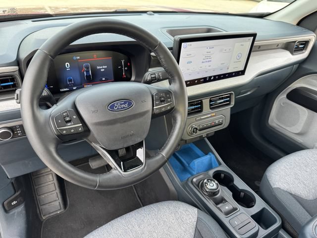 Used 2025 Ford Maverick XLT w/ Equipment Group 301A AWD/4WD image 3