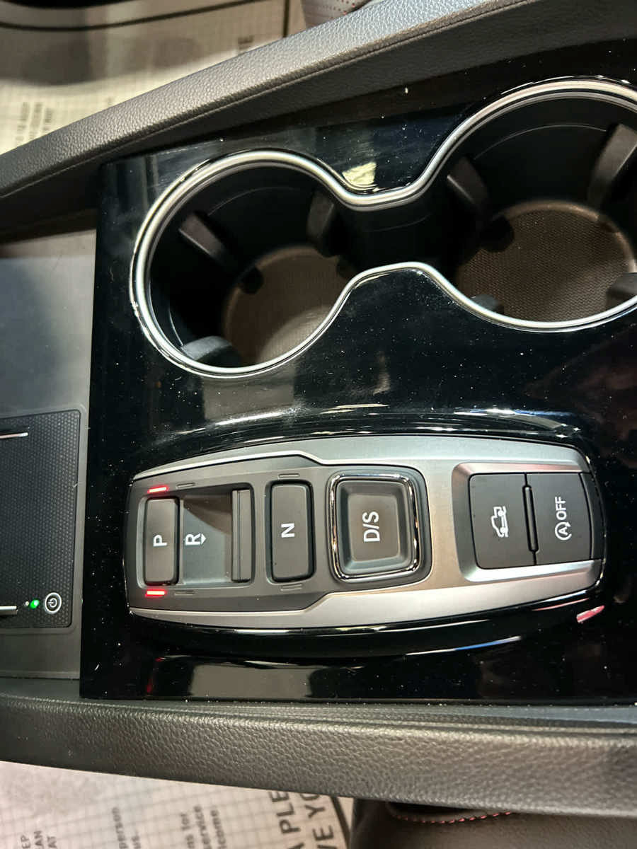 Used 2025 Honda Ridgeline Black Edition image 8